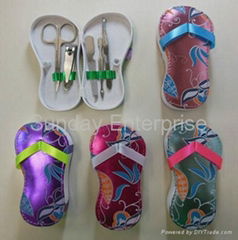 Slipper shape manicure sets