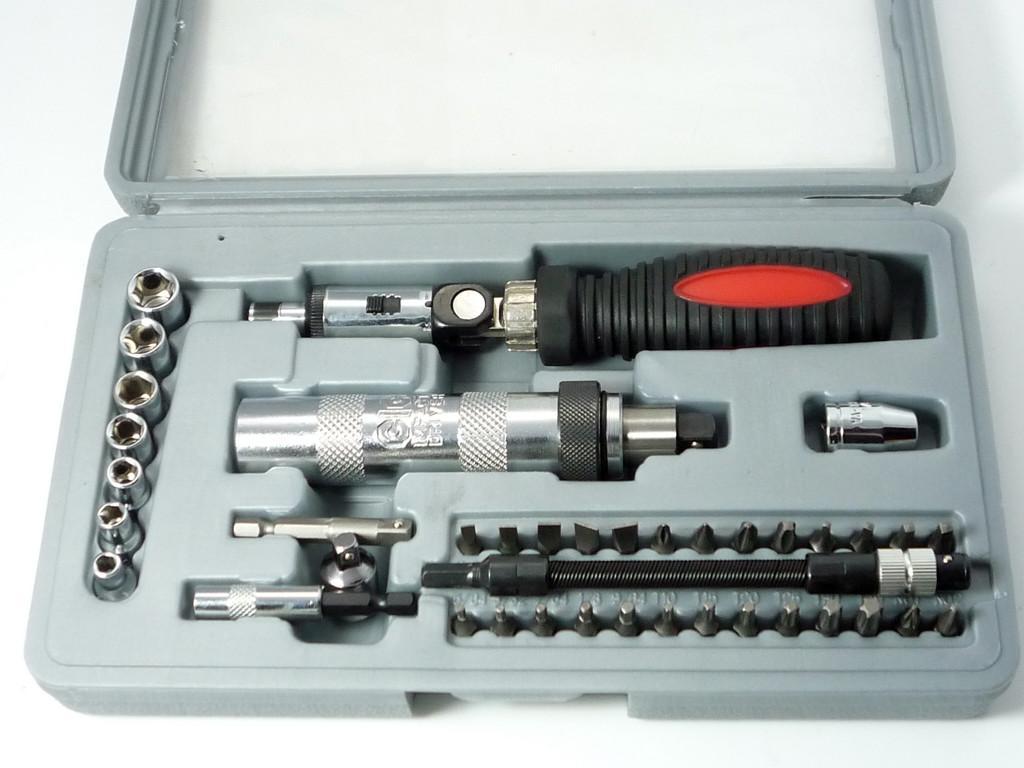 41PC IMPACT & RATCHET DRIVER SET CS3000 CIC (Taiwan Manufacturer