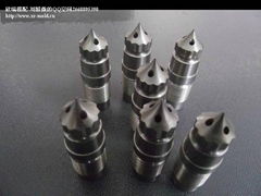 Tungsten hot runner nozzle tip 