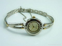 Women's fashion watch