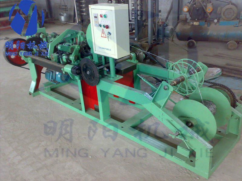 barbed wire netting machine  2