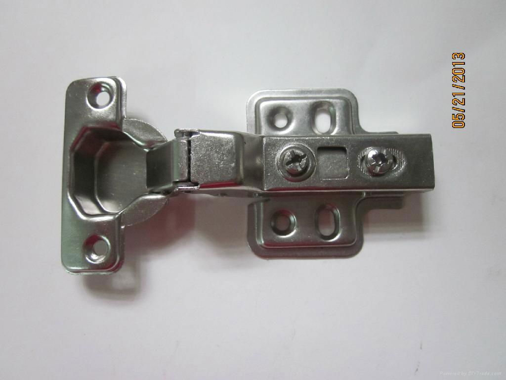 One way/slide-on concealed hinge