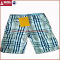 Red cargo shorts with yarn dyed fabric 3