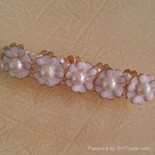 New Fashion Jewelry White Trendy Flower Artificial Pearl Bracelet