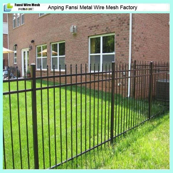 Galvanized tubular steel fence in store 3