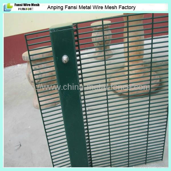 358 security mesh fencing 3