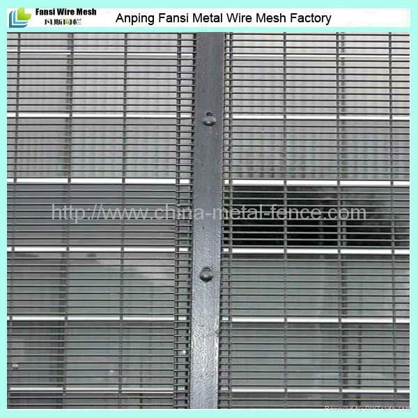 358 security mesh fencing 4