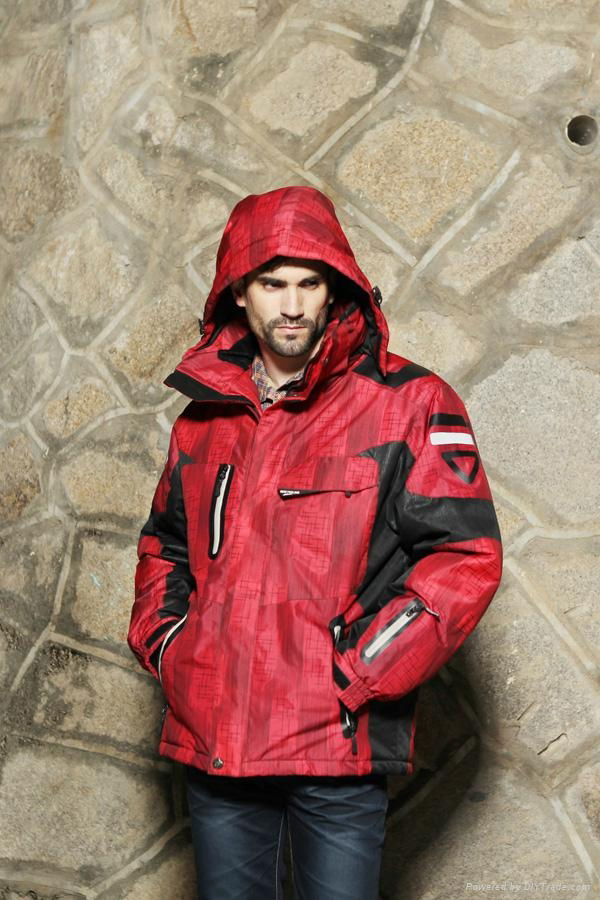 2013 Mens cool jacket for outdoor sport and outdoor wear 2