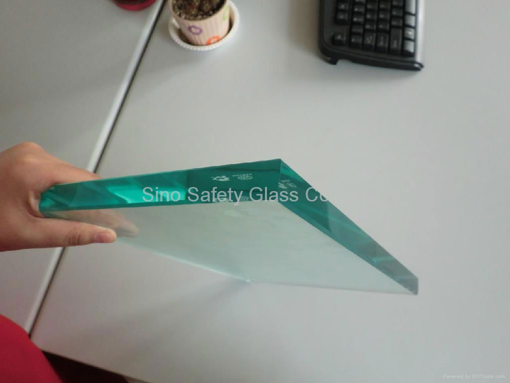 Tempered Glass 4