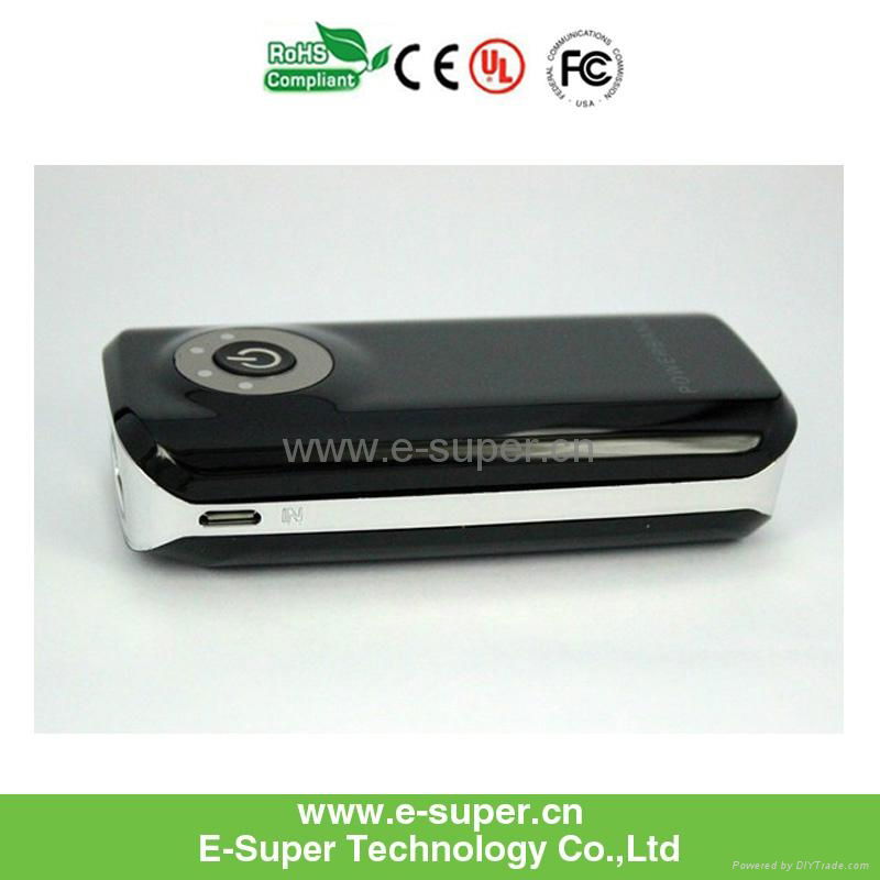  Universal Portable Power Bank 5600mah power bank  3