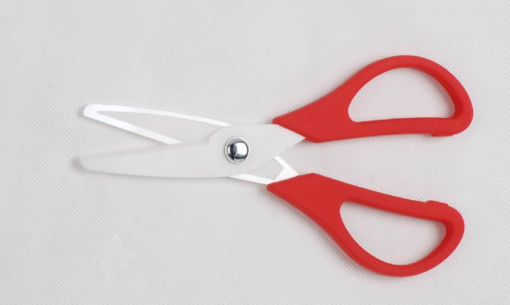 ceramic scissors 2