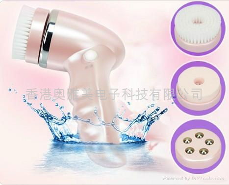 facial cleansing brush 2