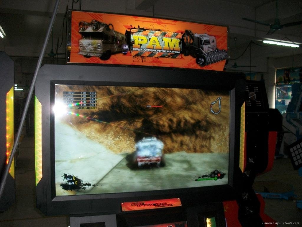 4D末日混战赛车游戏机 3