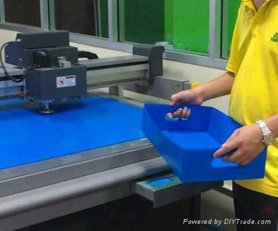 PP corrugaterd box sample making cuttimng plotter  3