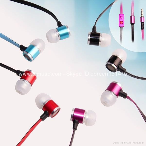 2012 flat cord stereo earphone for iphone