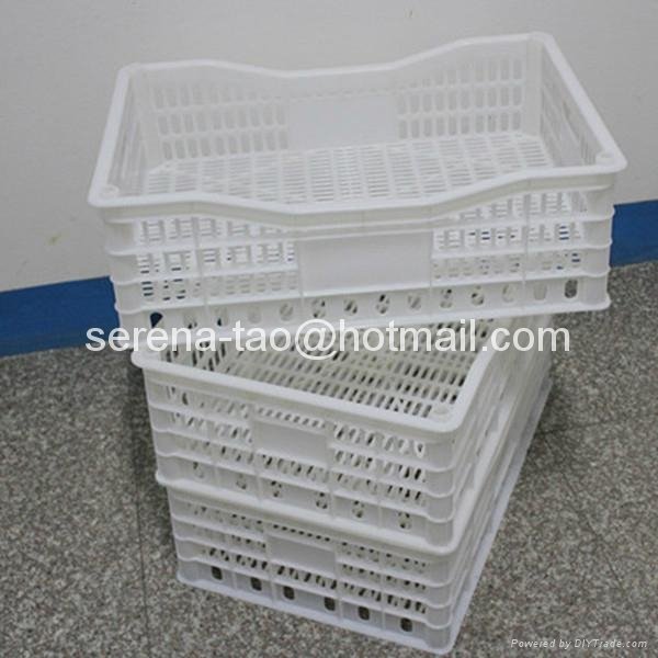 Egg Shape Vented Stackable Plastic Crates On Sale 3