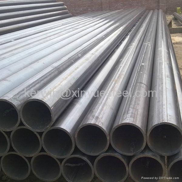 ASTM A106 GrB Black ERW Steel pipe 3
