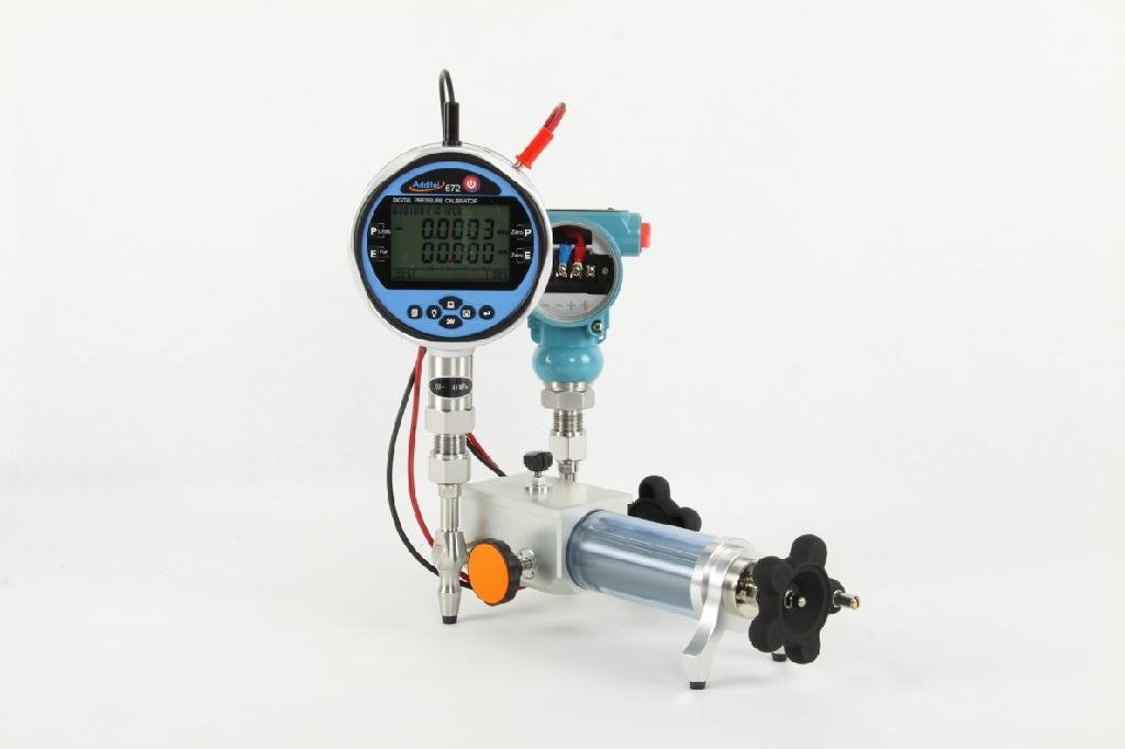 Handheld Hydraulic Pressure Test Pump 2