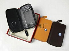 Custom-made leather key bag