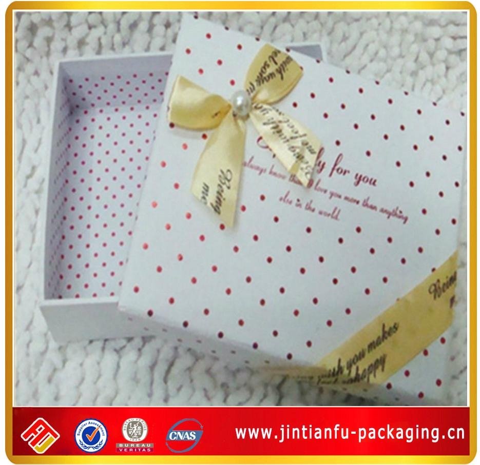 decent jewelry  packaging box with ribbon 4
