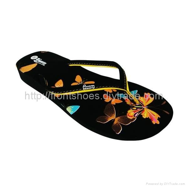 Factory New Popular African V-strap PVC Slippers 4