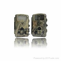 Moultrie Game Low Glow Infrared Digital Trail Game Hunting Camera 