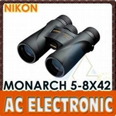 Nikon 8x42 Monarch 5 Binocular Black)