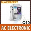 Blackberry Q10 (White) 1