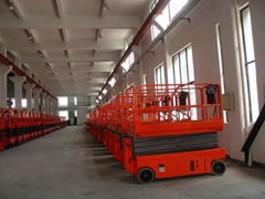 hydraulic self propelled scissor lift platform