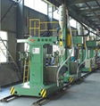 Cantilever type welding machine   