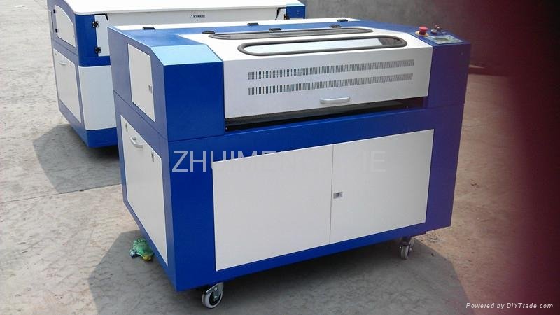 Laser engraving and cutting machine 