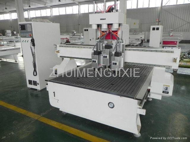 Three-process woodworking CNC router  5