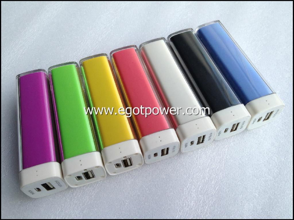2600mAh portable power bank with Iphone cable
