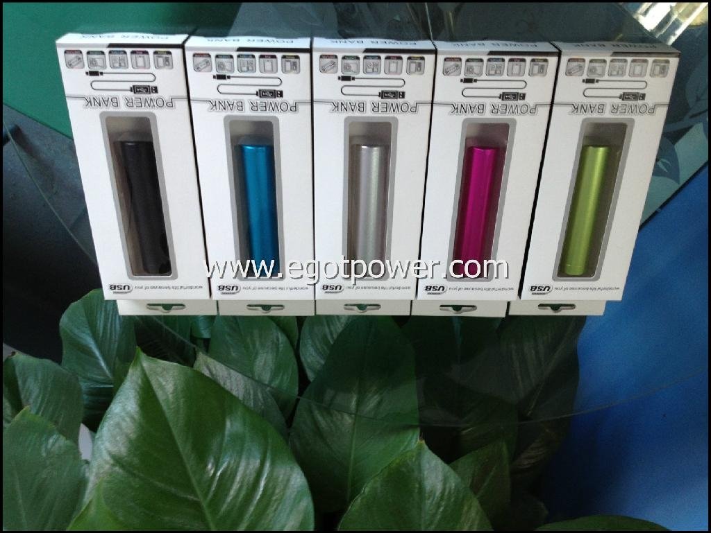 2600mAh portable power bank with Iphone cable 5