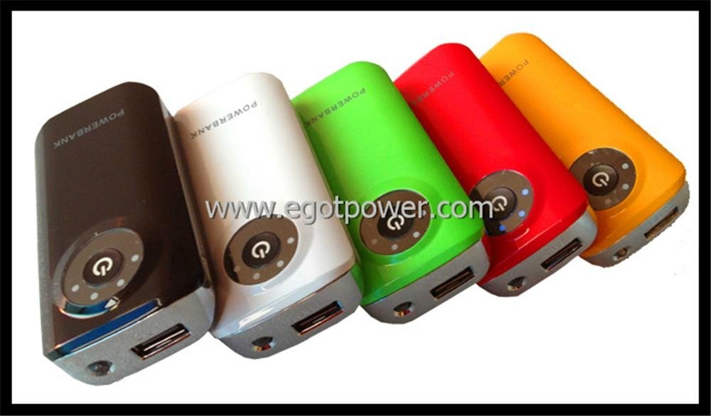 5600mAh portable power bank with Iphone cable