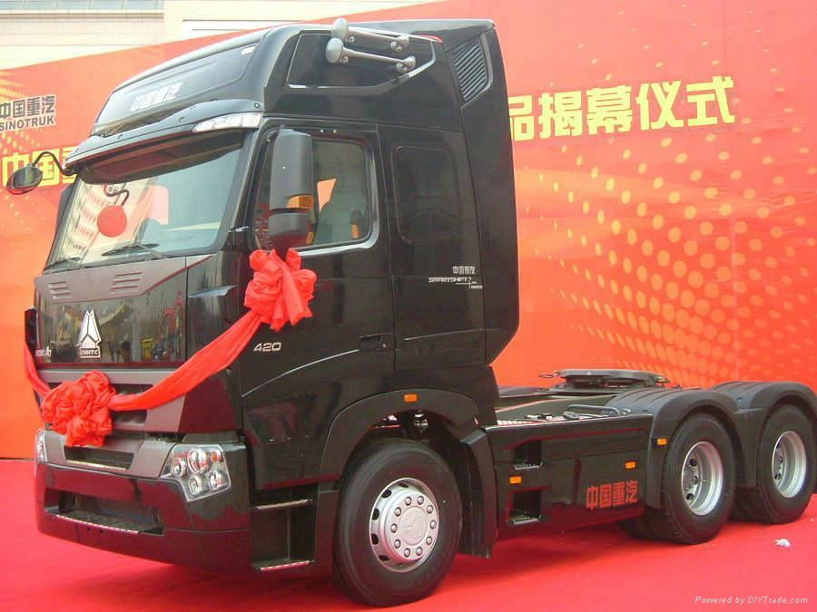 CHINA HOWO TRUCKS A7 6X4  TRACTOR TRUCK 2