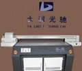 中国uv平板打印机