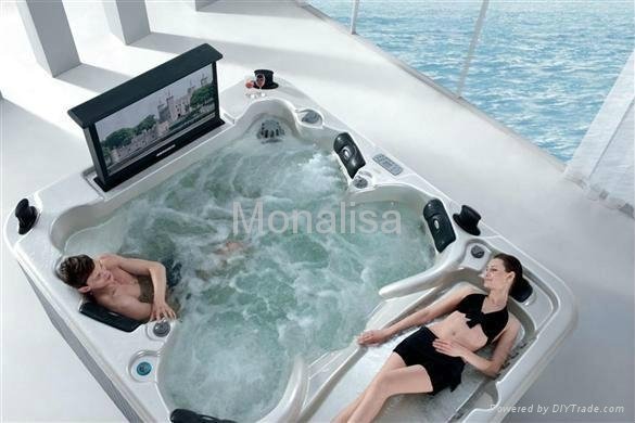 Luxury 96 jets outdoor whirlpool spa with TV and DVD 3