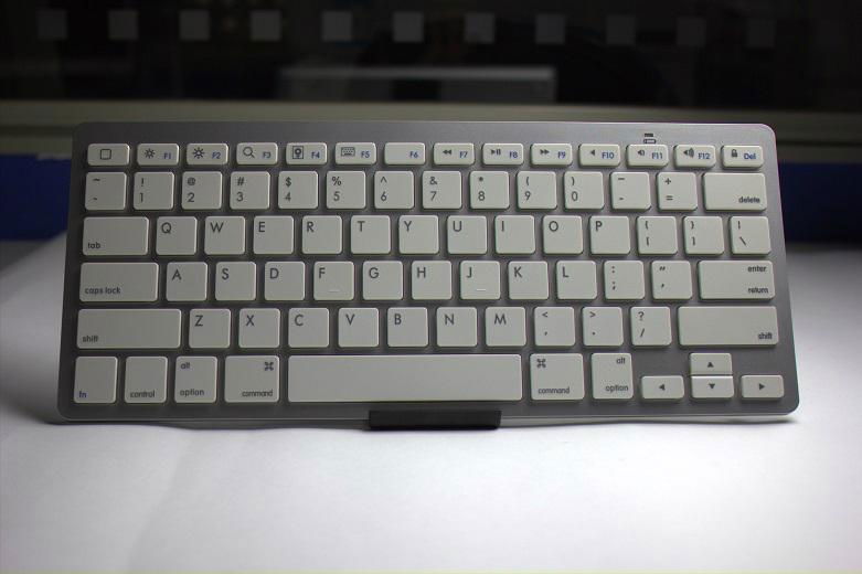 Version 3.0Bluetooth slim design portbale  bluetooth keyboard 3