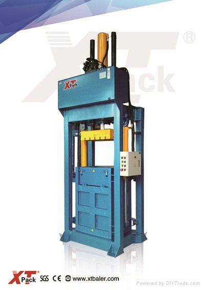 Clothes Baler