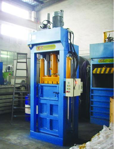 Clothes Baler 4