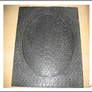 EN124 manhole cover 3