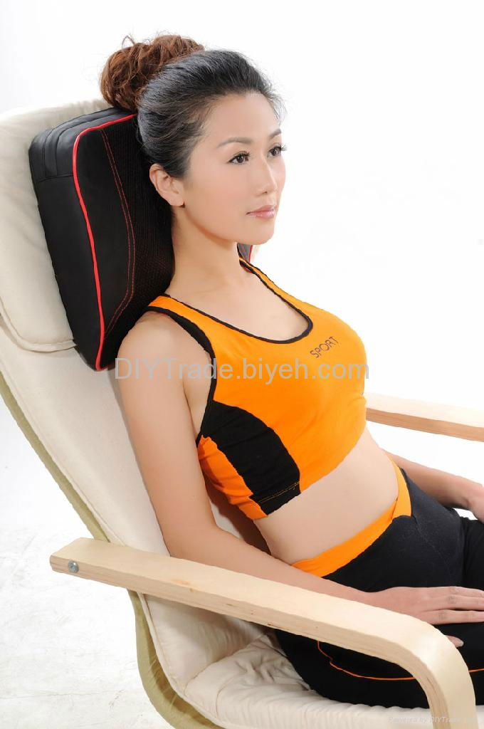 U-waist shiatsu massage cushion with infrared soothing heat 4