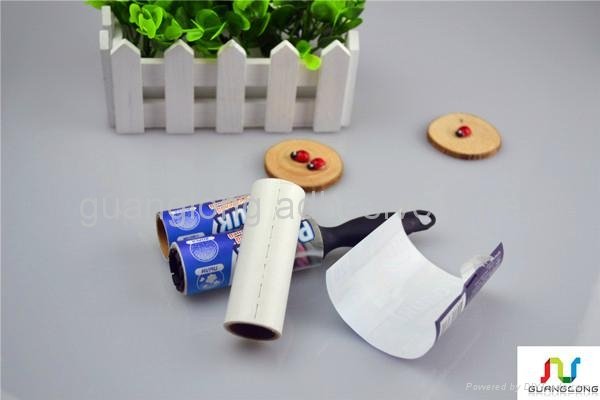 mini lint roller with 2 refills 2