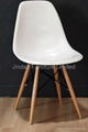 Eames DSW chair