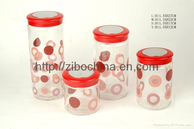 Clear square glass canister set with transparent lids 3