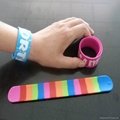 2013 Christmas gifts silicone snap wristbands 4