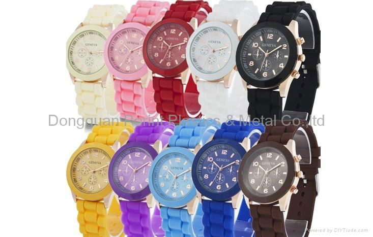 2013 newest fashion silicone crystal diamond rhinestone geneva watch promotion 4