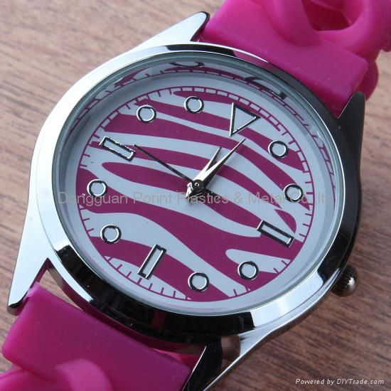 High quality Geneva silicone quartz twist hollow ladies leopard silicone watch 5