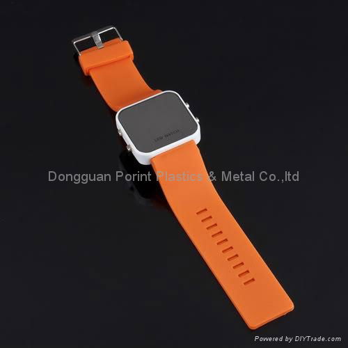 2013 fashion 12 colors silicone square round led touch screen watches for holid 4